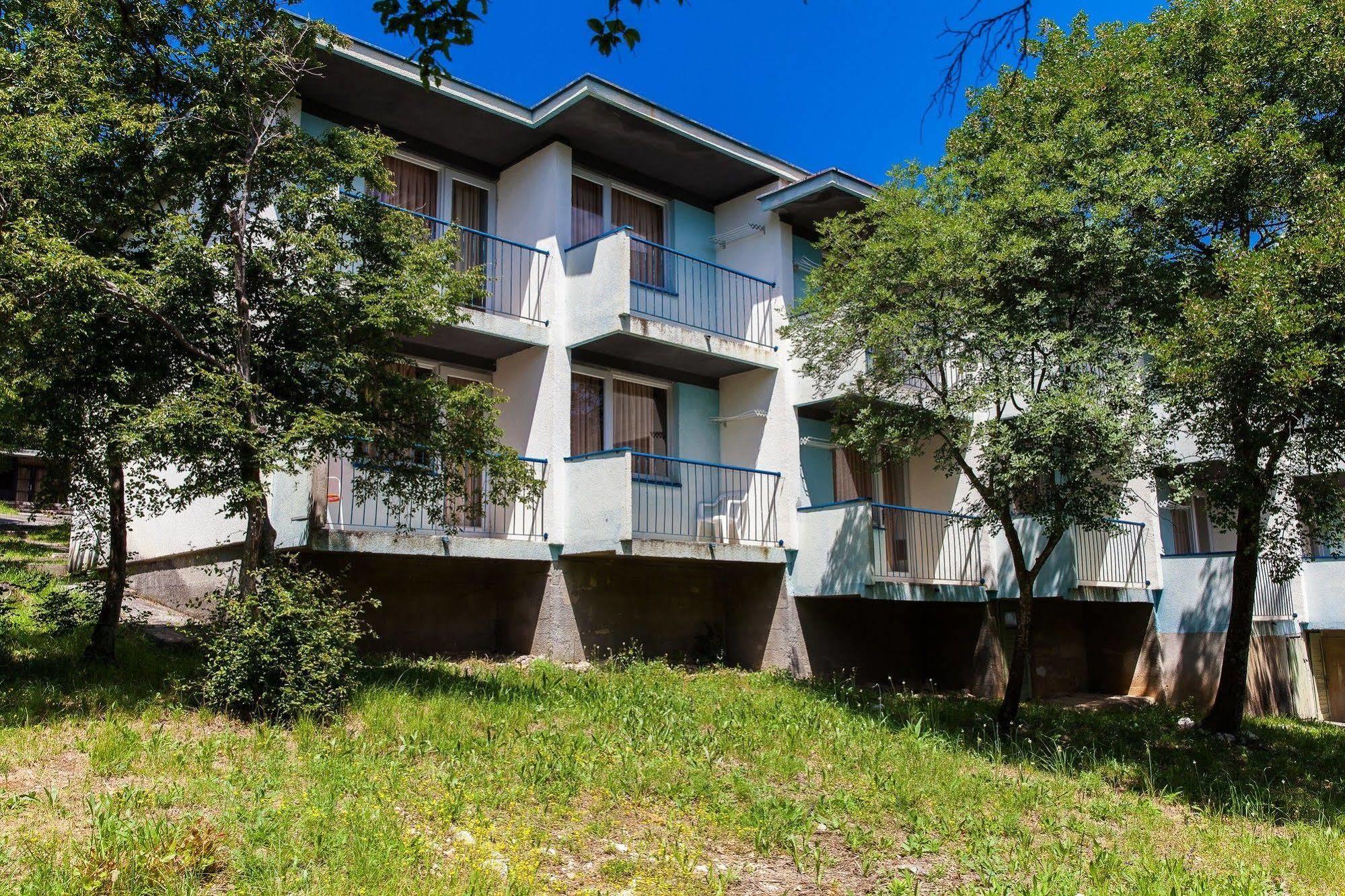 Paviljoni & Bungalow Kacjak Crikvenica Luaran gambar